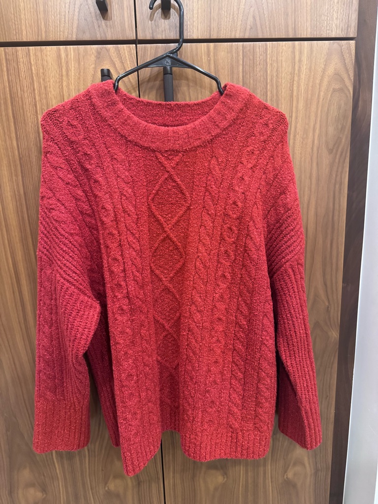 Abercrombie & Fitch Red Cable Knit Crewneck Sweater